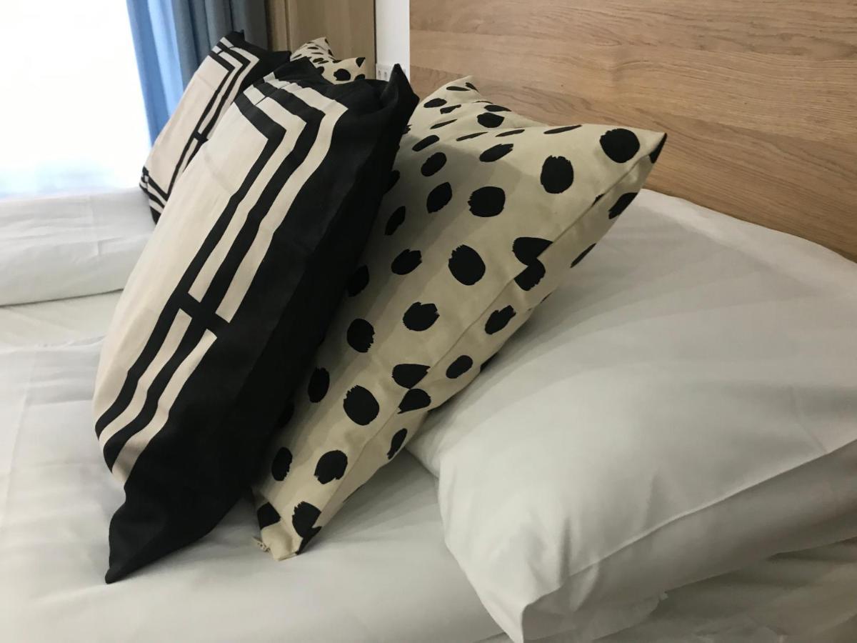 Greatforest Rosehill 2 Apartman -Bmw- ديبريتْسين المظهر الخارجي الصورة