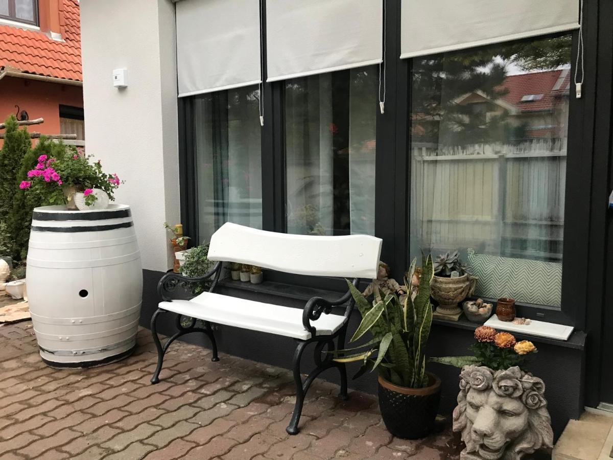 Greatforest Rosehill 2 Apartman -Bmw- ديبريتْسين المظهر الخارجي الصورة